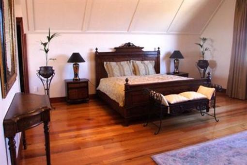 фото отеля Emanuels Lake Karapiro Lodge Cambridge (New Zealand)