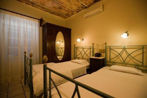фото отеля Pandora Suites Hotel