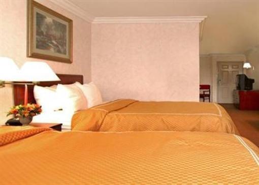 фото отеля Ramada Limited Suites Anaheim Convention Center