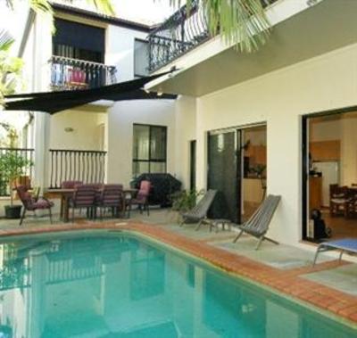 фото отеля Mermaid Beachside Bed & Breakfast Gold Coast