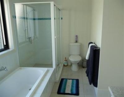 фото отеля Mermaid Beachside Bed & Breakfast Gold Coast