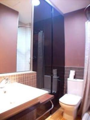 фото отеля Apartamentos el Pilar Valencia