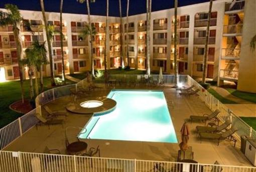 фото отеля Scottsdale Thunderbird Suites