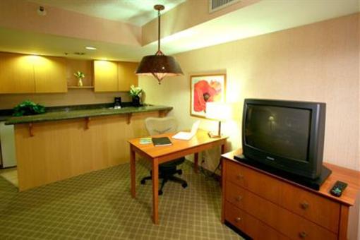 фото отеля Scottsdale Thunderbird Suites