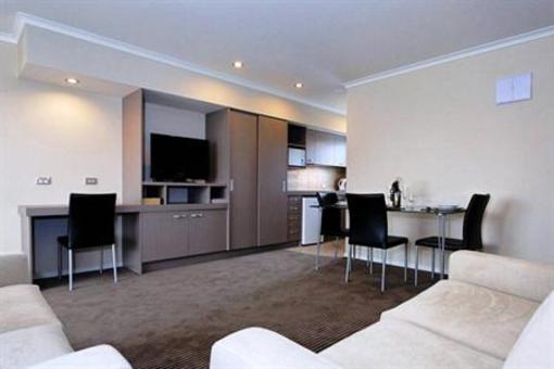 фото отеля Auckland Airport Lodge