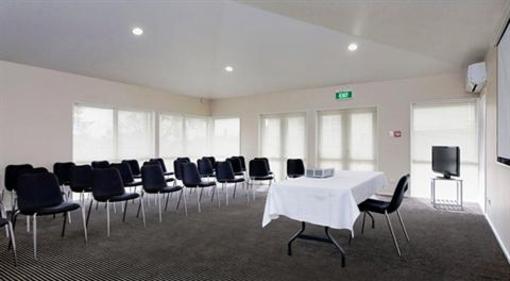 фото отеля Auckland Airport Lodge