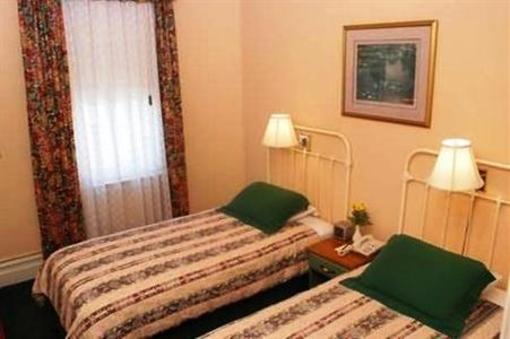 фото отеля Andrews Hotel