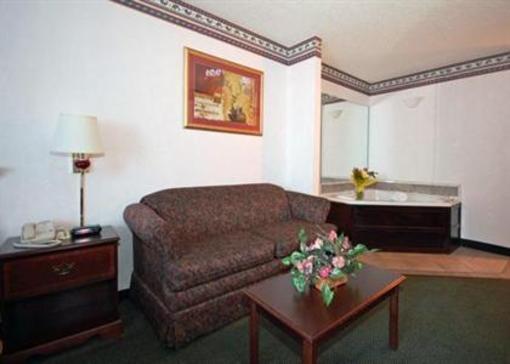 фото отеля Country Inn & Suites Savannah Gateway