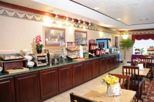 фото отеля Country Inn & Suites Savannah Gateway