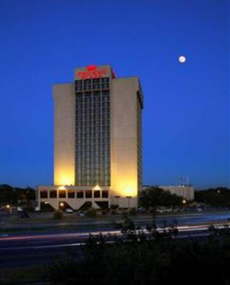 фото отеля Crowne Plaza Dallas Market Center