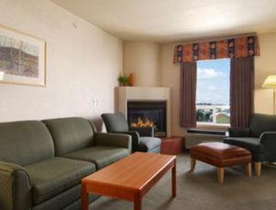 фото отеля Days Inn Calgary Airport