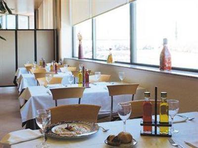 фото отеля Hesperia Sant Joan Suites