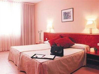 фото отеля Hesperia Sant Joan Suites