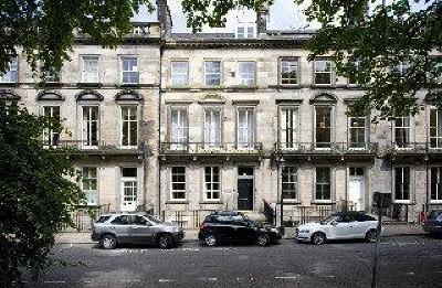 фото отеля Clarendon Luxury Apartments Edinburgh