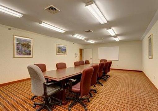 фото отеля Comfort Suites Freeport (Maine)