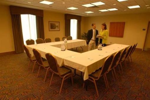 фото отеля Hampton Inn Gloucester