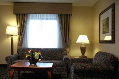 фото отеля Embassy Suites Hotel Greenville Golf Resort & Conference Ctr