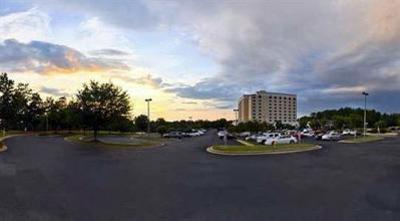 фото отеля Embassy Suites Hotel Greenville Golf Resort & Conference Ctr