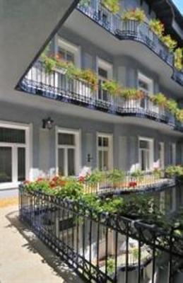 фото отеля Baross City Hotel