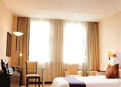 фото отеля Suzhou Xinhu Hotel