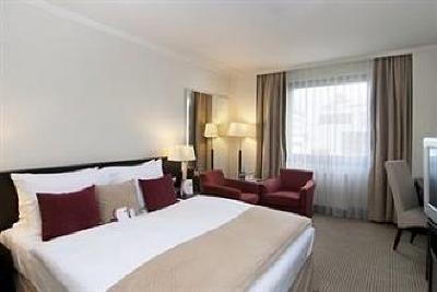 фото отеля Crowne Plaza Bratislava