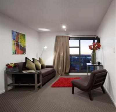 фото отеля St. Martins Waldorf Apartment Hotel