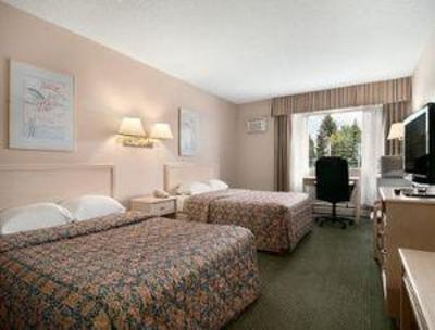 фото отеля Travelodge Calgary University