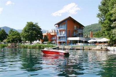 фото отеля Hotel L'Approdo Pettenasco