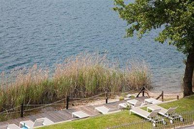 фото отеля Hotel L'Approdo Pettenasco