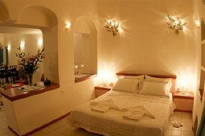 фото отеля Santorini Luxury Villas Firostefani