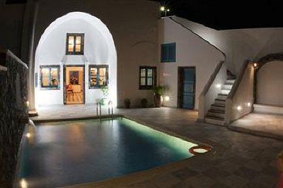 фото отеля Santorini Luxury Villas Firostefani