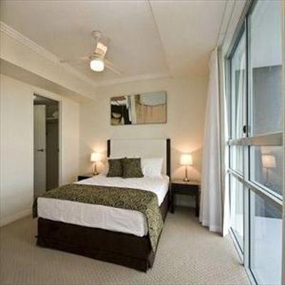 фото отеля Pavilions Palm Beach Apartment Gold Coast