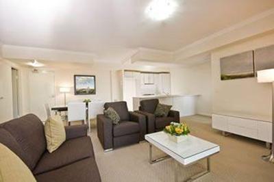 фото отеля Pavilions Palm Beach Apartment Gold Coast