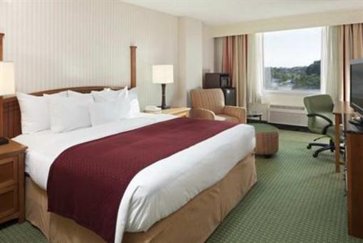 фото отеля Doubletree Hotel Annapolis