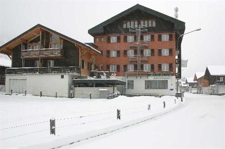 фото отеля Hotel Restaurant Blumlisalp Kandersteg