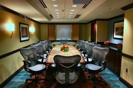 фото отеля Hilton Garden Inn Washington DC / Bethesda