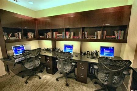 фото отеля Hilton Garden Inn Washington DC / Bethesda