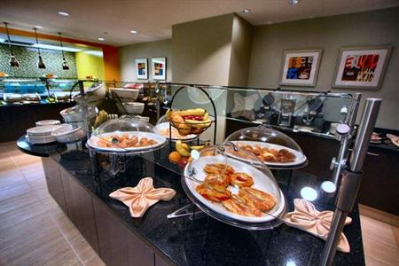 фото отеля Hilton Garden Inn Washington DC / Bethesda