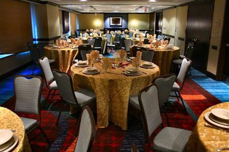 фото отеля Hilton Garden Inn Washington DC / Bethesda