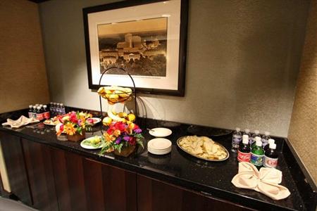 фото отеля Hilton Garden Inn Washington DC / Bethesda