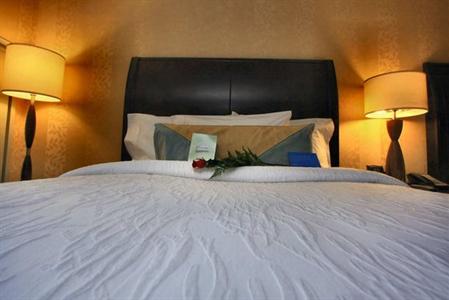 фото отеля Hilton Garden Inn Washington DC / Bethesda