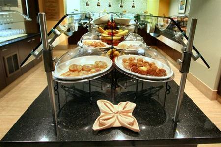 фото отеля Hilton Garden Inn Washington DC / Bethesda
