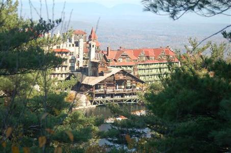 фото отеля Mohonk Mountain House