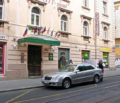 фото отеля Hotel Golden City - Garni