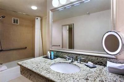 фото отеля Hilton Suites Anaheim / Orange
