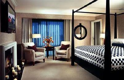 фото отеля Charles Hotel in Harvard Square