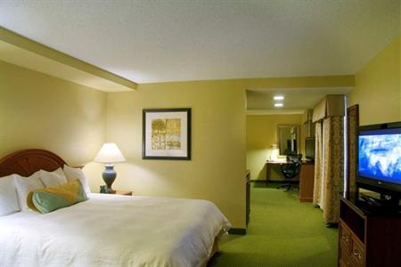 фото отеля Hilton Garden Inn Saratoga Springs