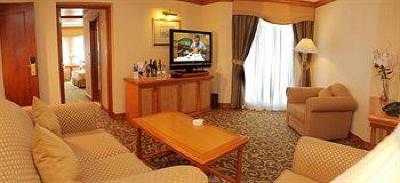 фото отеля Metropolitan Palace Hotel