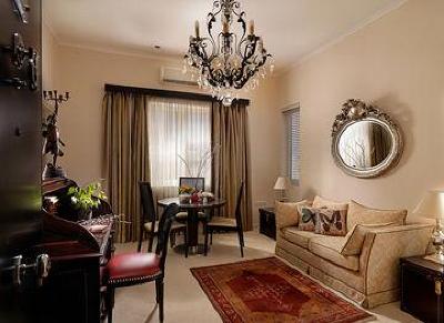 фото отеля Best Western Plus Embassy Hotel