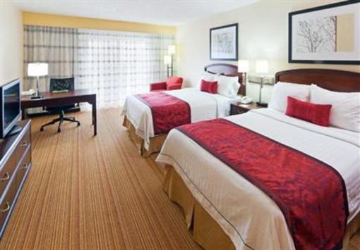 фото отеля Courtyard by Marriott Boulder Longmont